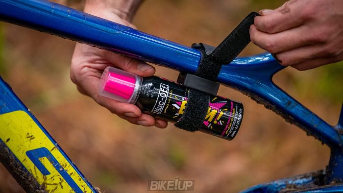кріплення для спрея MUC-OFF B.A.M!